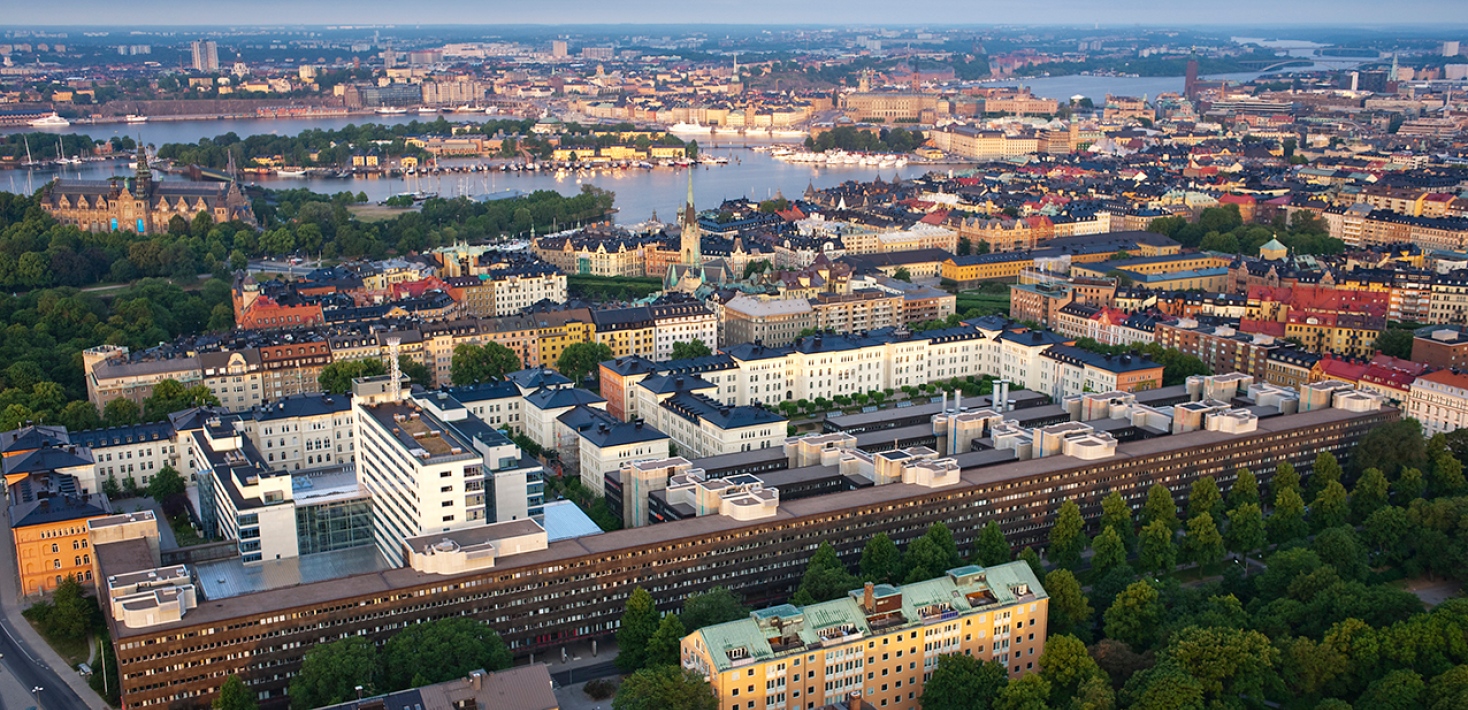 Flygbild av Stockholm med byggnaden Garnisonen i fokus. Foto: Vasakronan